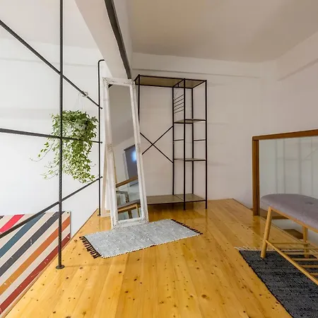 The Mezzanine Apartment